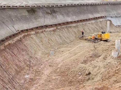 商洛基坑边坡加固